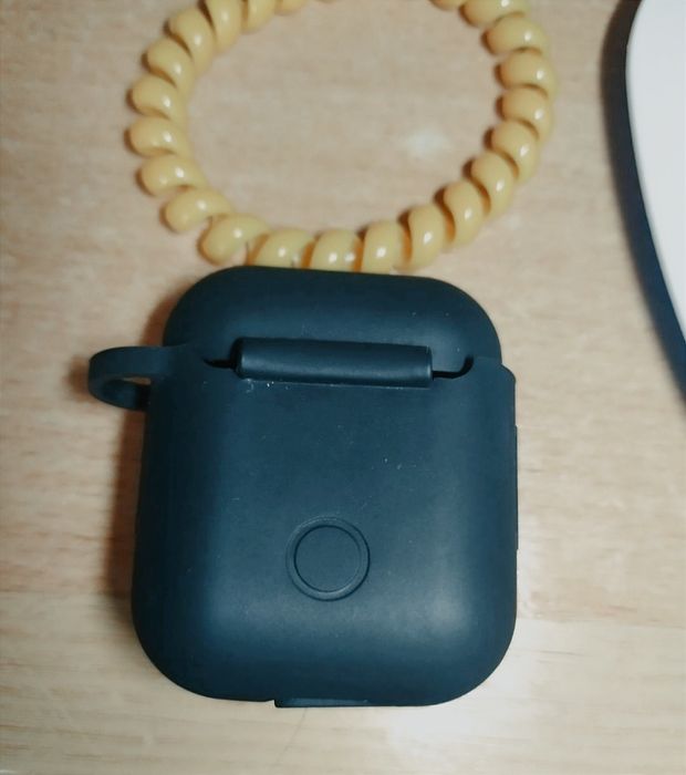 Чехол для аир подсов