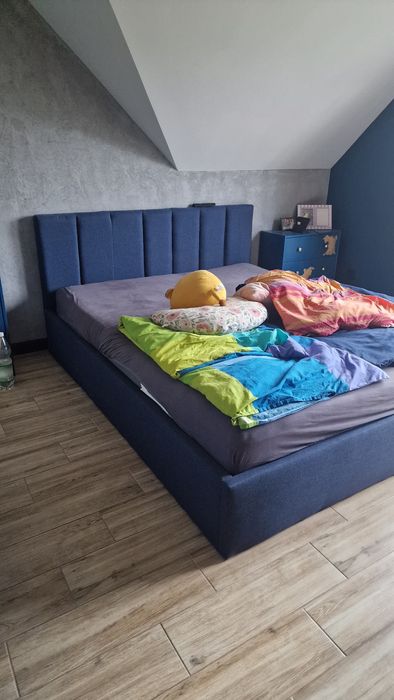 Łóżko kontynentalne tapicerowane 160x200 granatowe