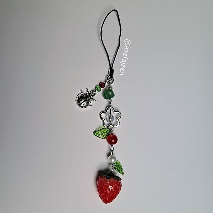 Truskawkowy Brelok Charms Keyring Alternative Aesthetic