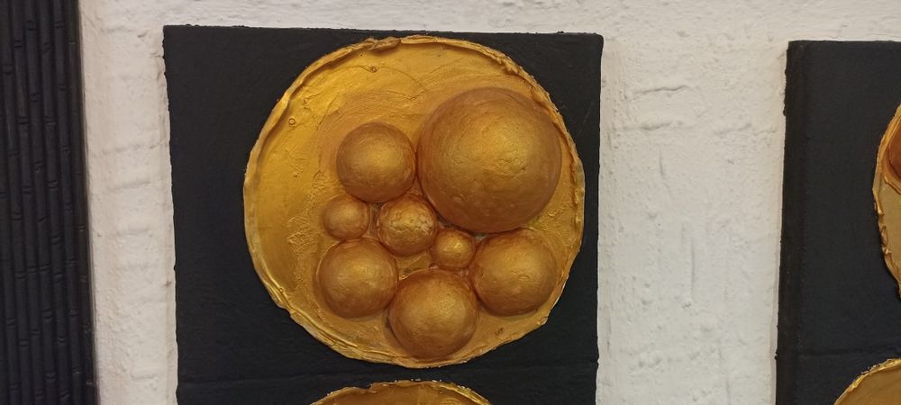 Quadro Preto e ouro