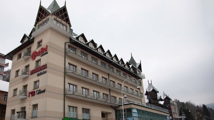Góry Zima Ferie Lato Wakacje  Krynica Zdrój Apartament 2 osobowy Centrum Krynicy wolne pokoje winda przy stoku narciarskim