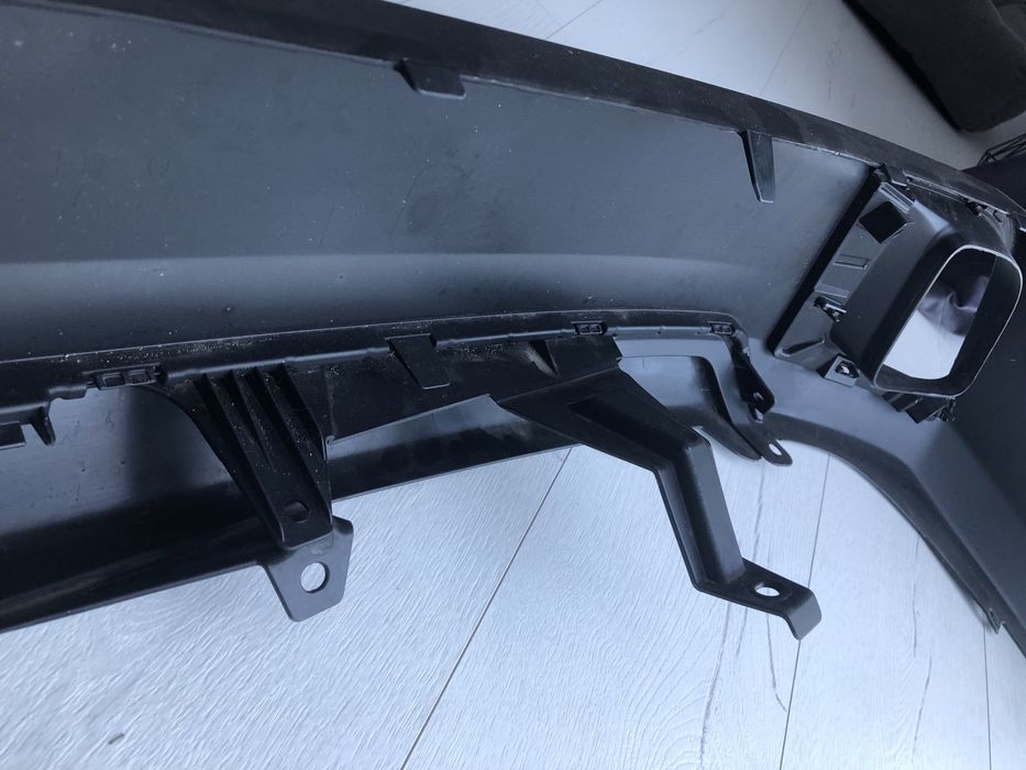 Губа заднього бампера Toyota Highlander 2014-2019