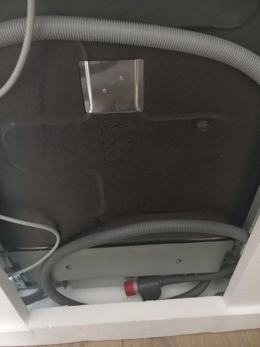 Zmywarka Electrolux EEA717100L / Uszkodzona pompa