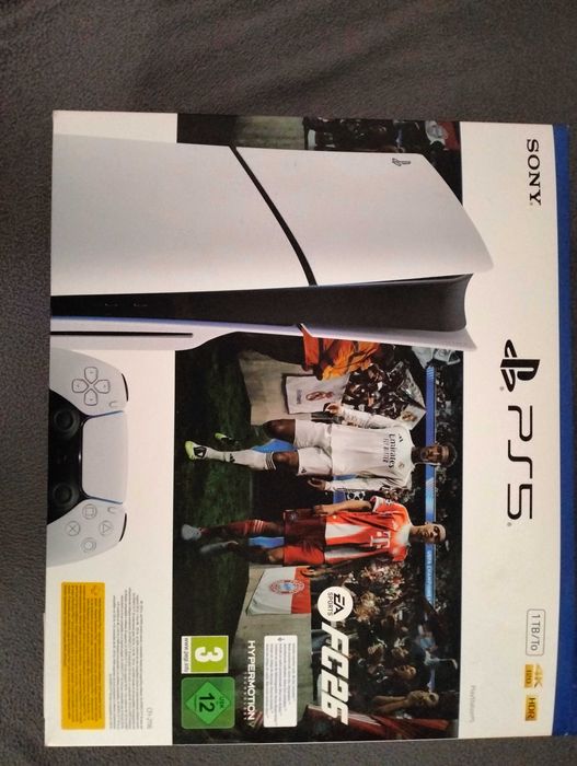 PS5 1tb como NOVA + fifa26