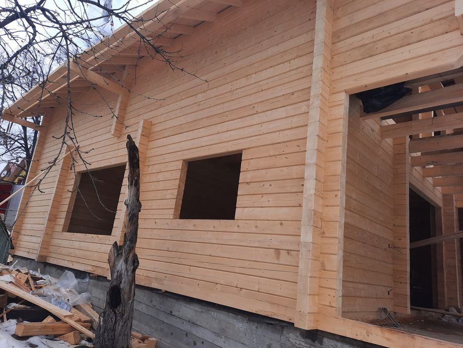 Деревяні будинки