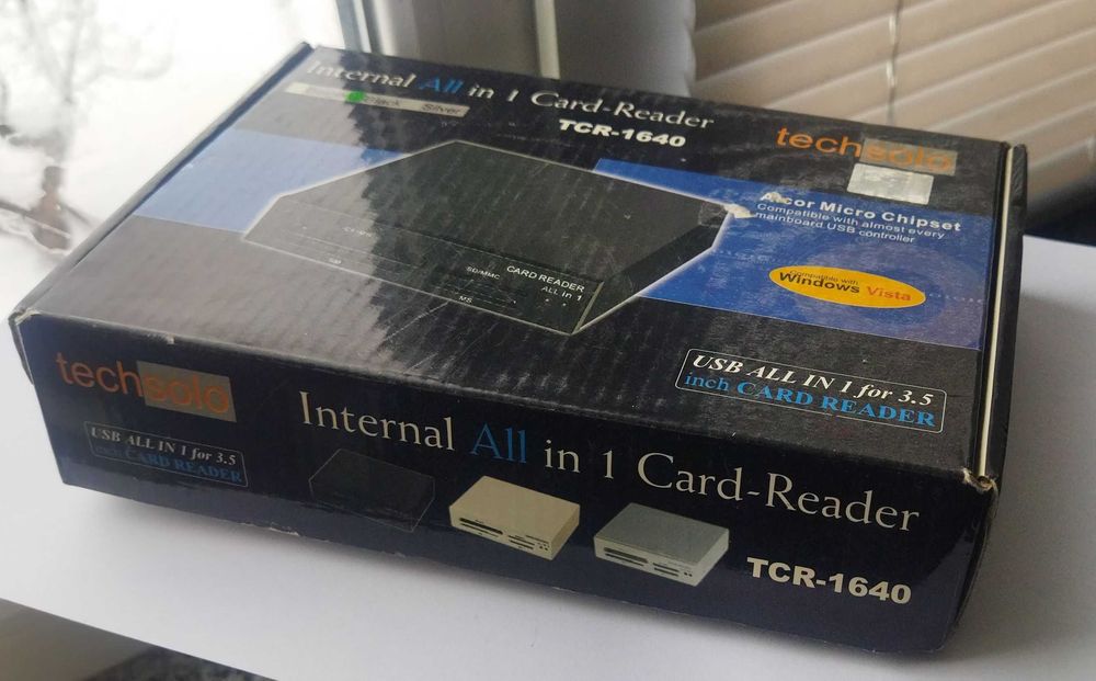 Card Reader  Techsolo TCR   all in  one