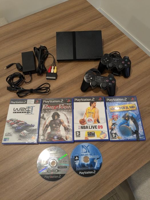 PlayStation 2 slim c/jogos