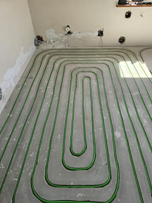 Frezowane ogrzewanie podłogowe frezowanie wylewki rowki pod ogrzewanie