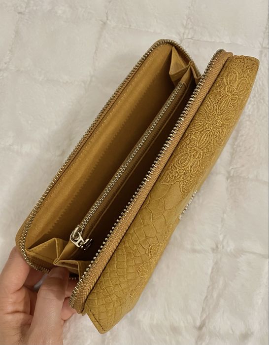 Carteira Amarelo Mostarda - Desigual