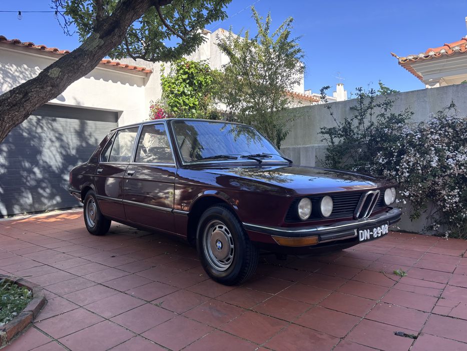 BMW 520 e12 (1972)