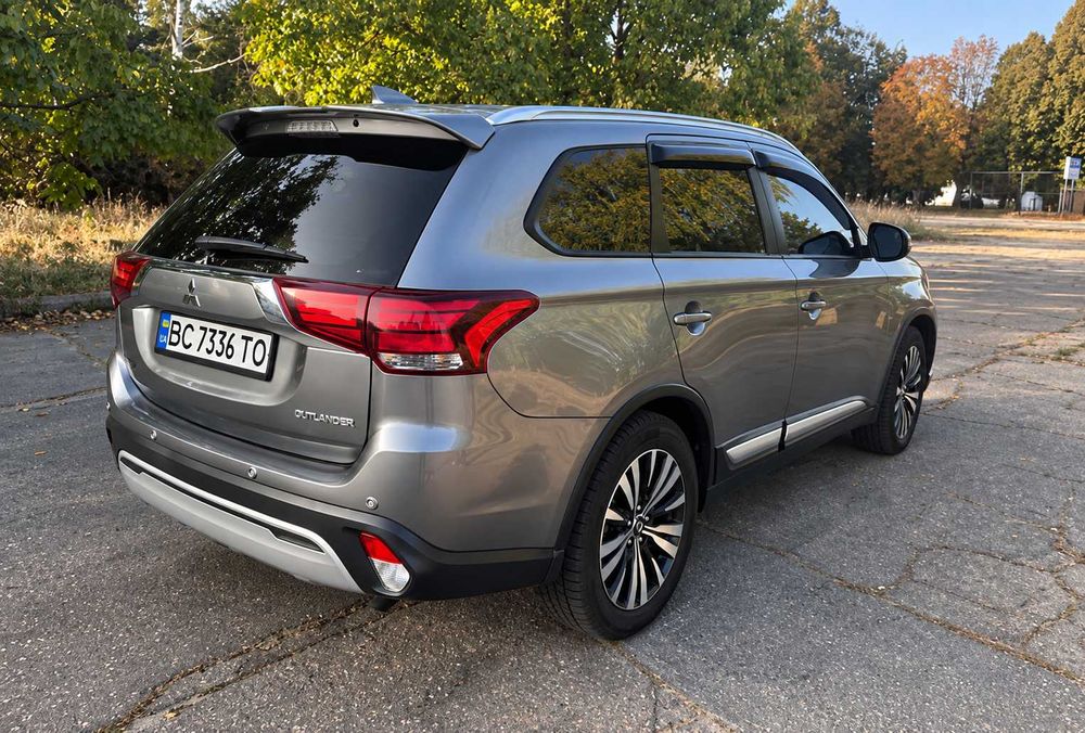 Mitsubishi Outlander 2018