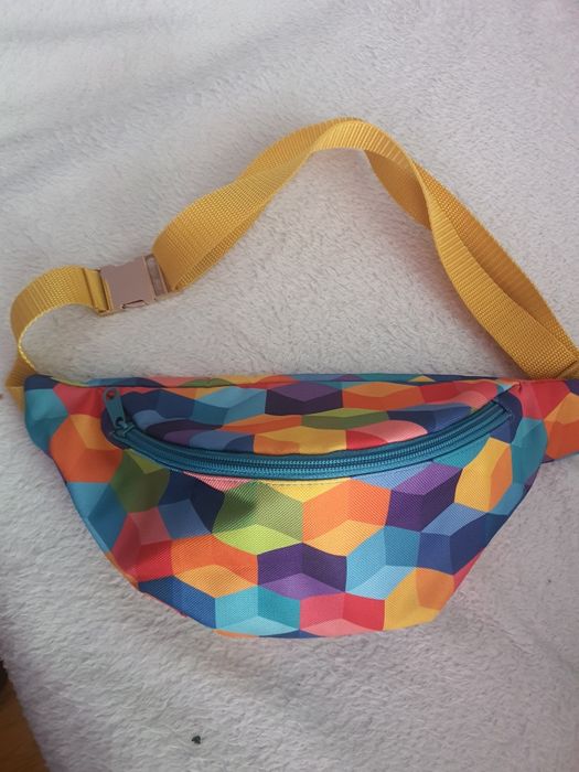 Saszetka kwadraty mix kolorów wytrzymała