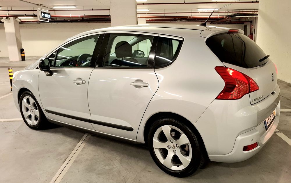 Peugeot 3008 só com 169.000 km de 2009