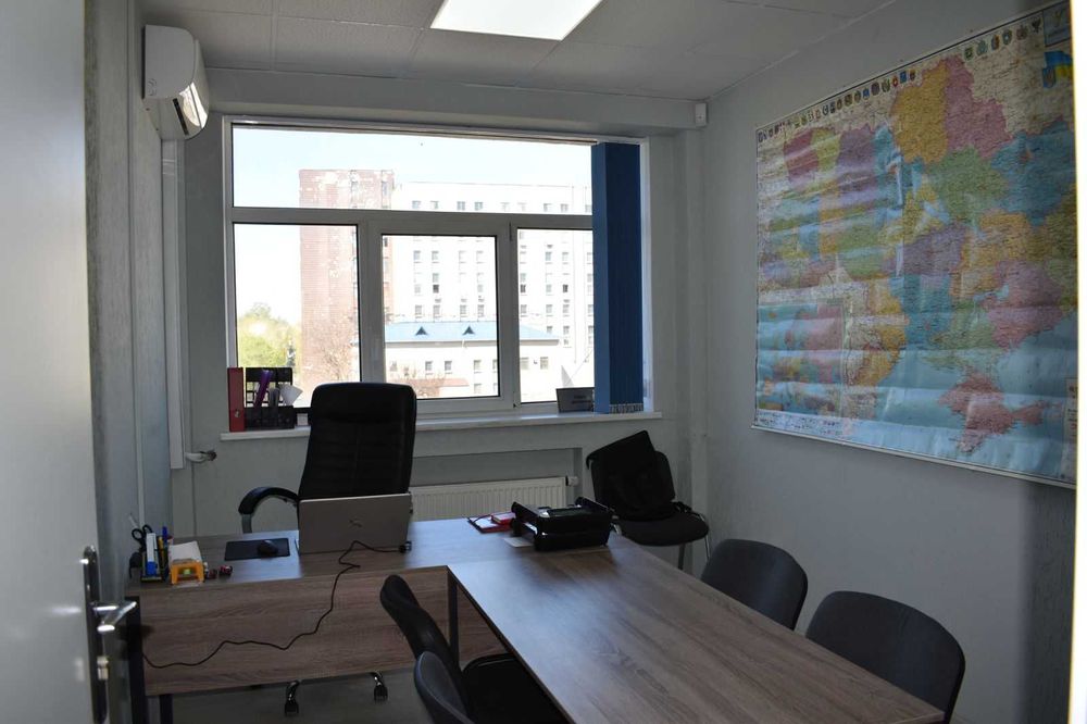 Продаж комерційної нерухомості 1200м2 Берестейська БЕЗ КОМІСІЇ