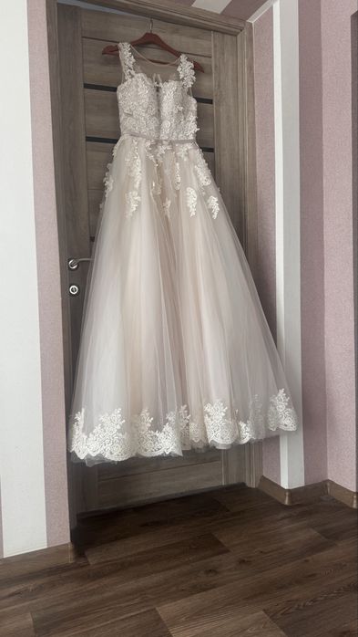 Свадебное платье, весільна сукня