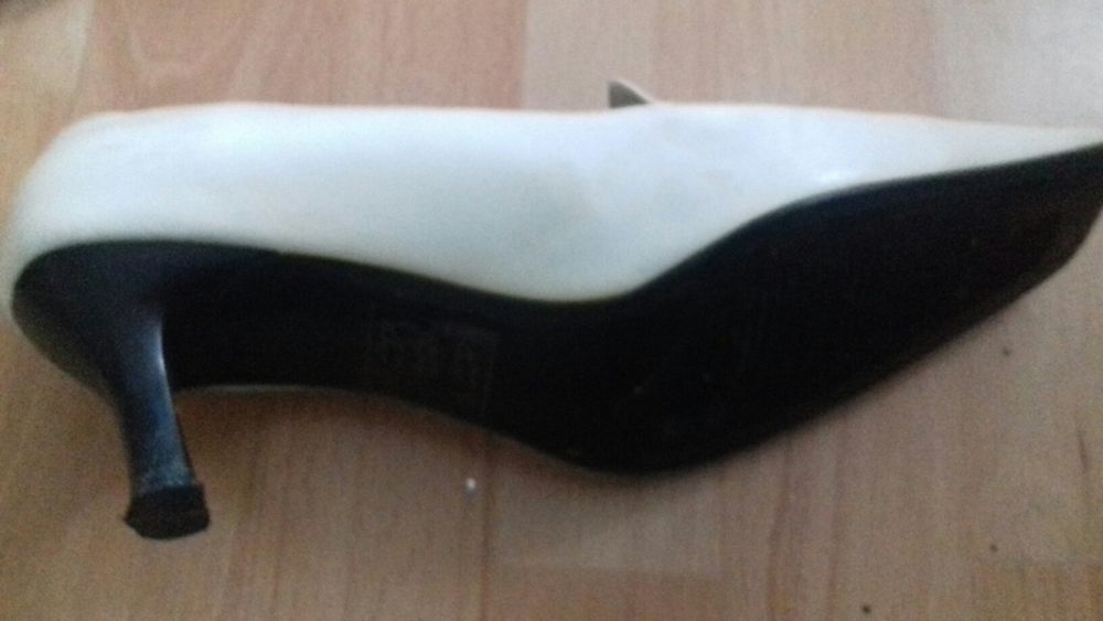 Pantofle damskie 41, dł stopy 26 cm, obcas 7 cm