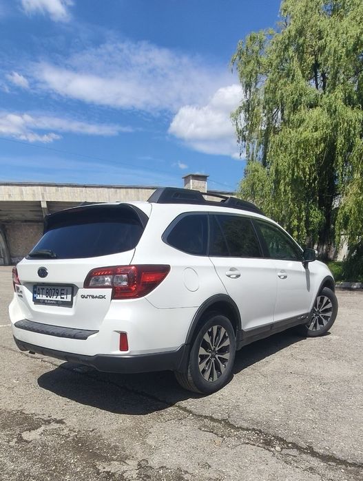 Subaru outback 2015  р.