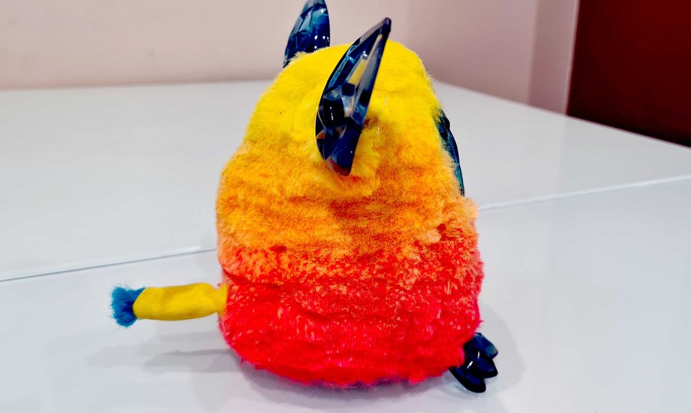 Furby Ferbi Crystal Super Stan