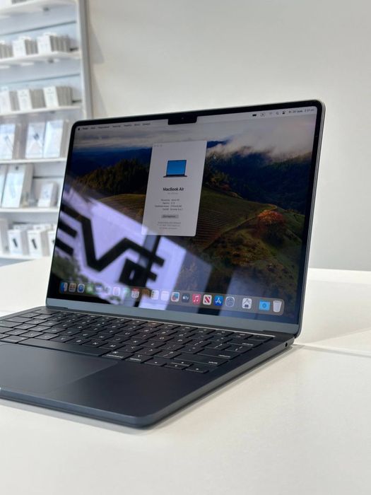 MacBook Air 13.6" 2022 M2 8/256Gb Midnight (699$) Доставка