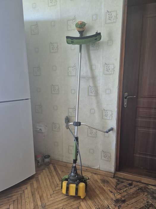 Двотактна газонркосарка (тример бензиновий) Procraft T4200 PRO