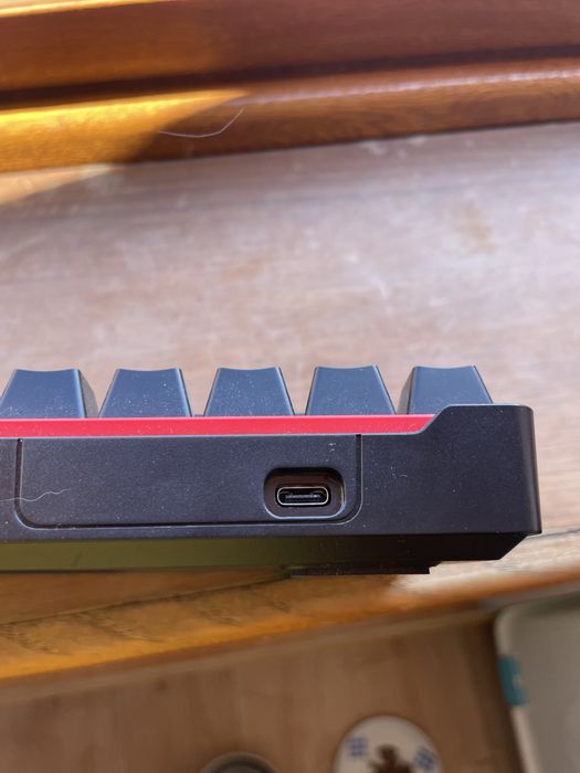Mini Teclado Gaming NPLAY Conquer 3.0 RGB (Mecânico - Português - Preto)