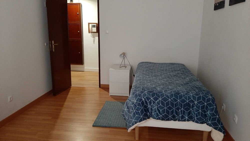 Quarto em casa partilhada