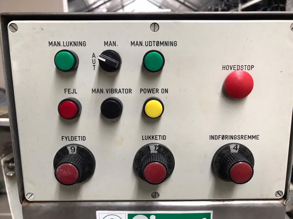 maszyna przemysłowa zgrzewarka do worków foliowych pakowaczka