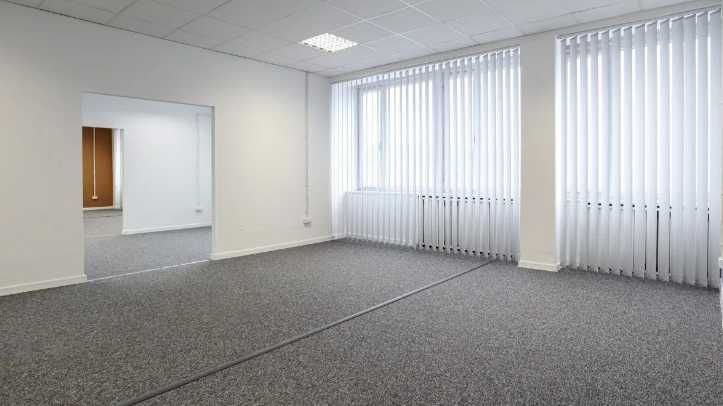 Ursus biurowiec, lokale od 14 do 100 m2