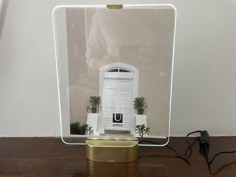 Porta-retrato com led Umbra NOVO