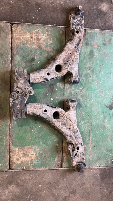 Передні важелі, рычаги mazda cx-7