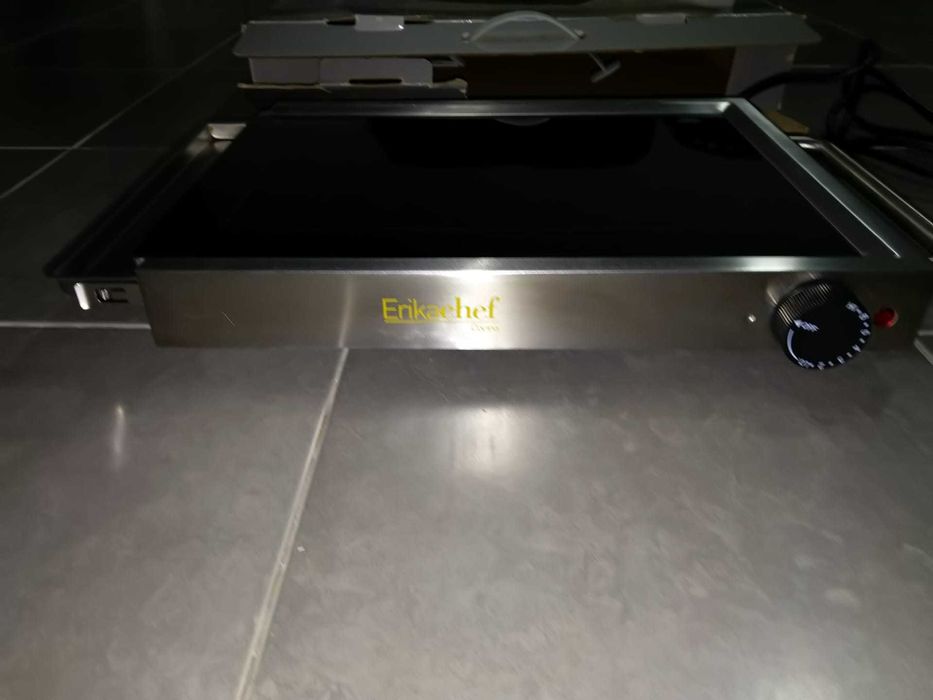 Grelhador com placa de cristal antiaderente