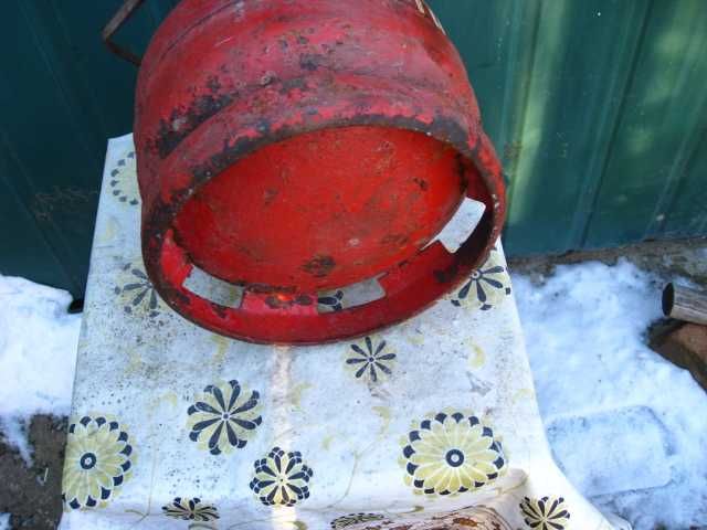 Газовый баллон 5 литров.