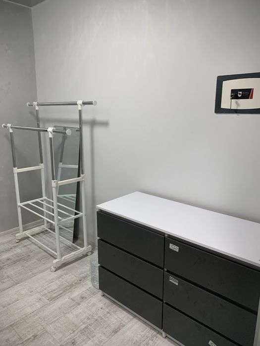 Здається 2 км квартира подобово. 800 грн з людини.