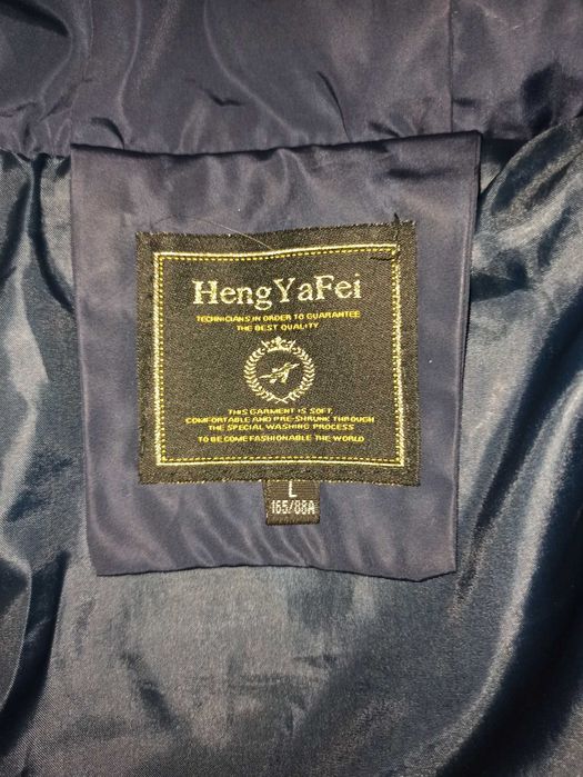 Жіноча зимова куртка, розмір S (наш 44)