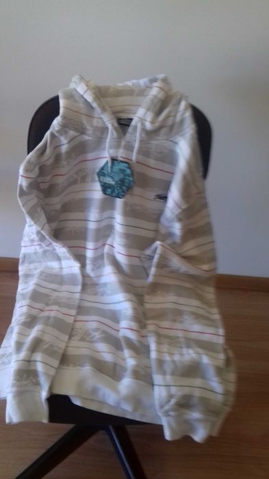 Billabong    vários