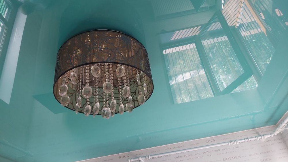 Очень красивая люстра