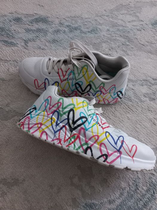 Кросівки для дівчинки