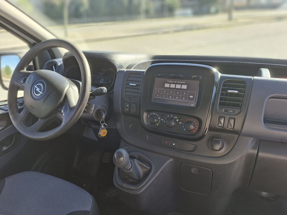 Opel vivaro 2018 9500€ preço fixo