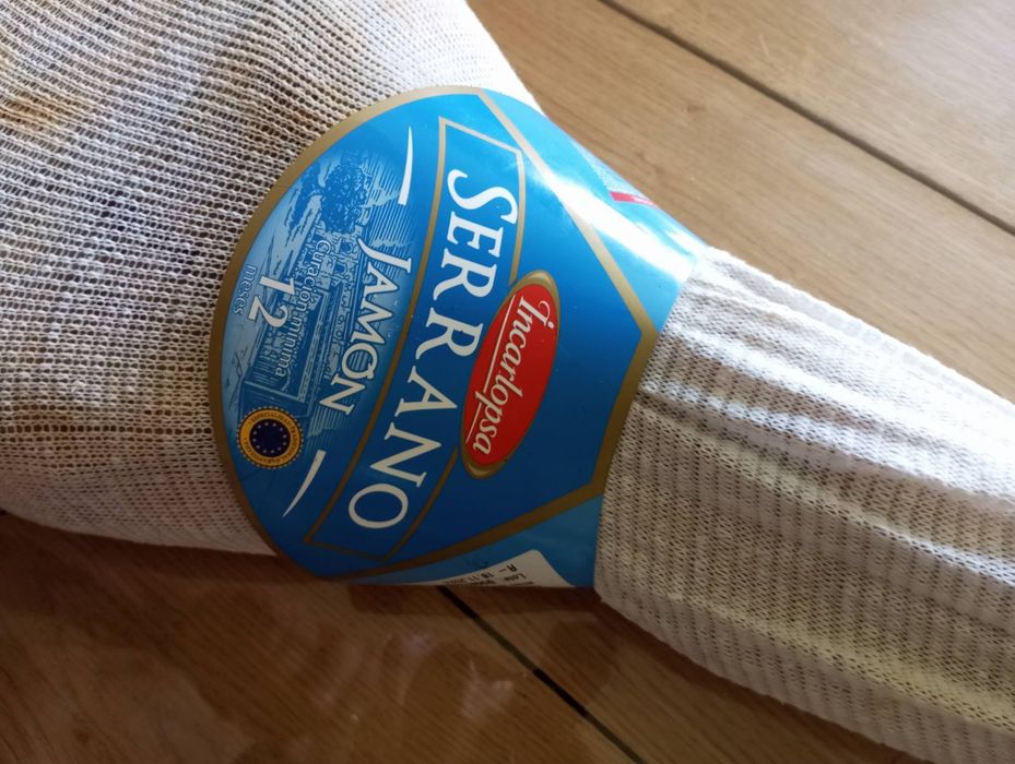 Хамон із Іспанії високої якості і по доступнії ціні