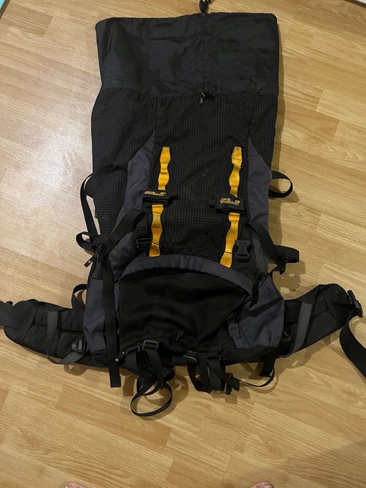 Туристичний рюкзак моделі Jack Wolfskin Renegade II. 80 Л