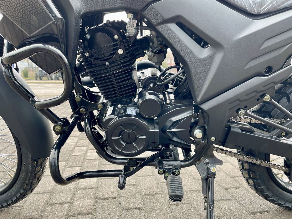 Мотоцикл LONCIN LX250-GY-5