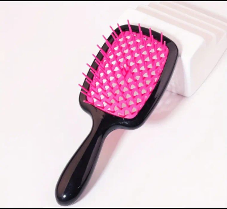 1 шт швидкосохнучої антистатичної щітки для волосся.