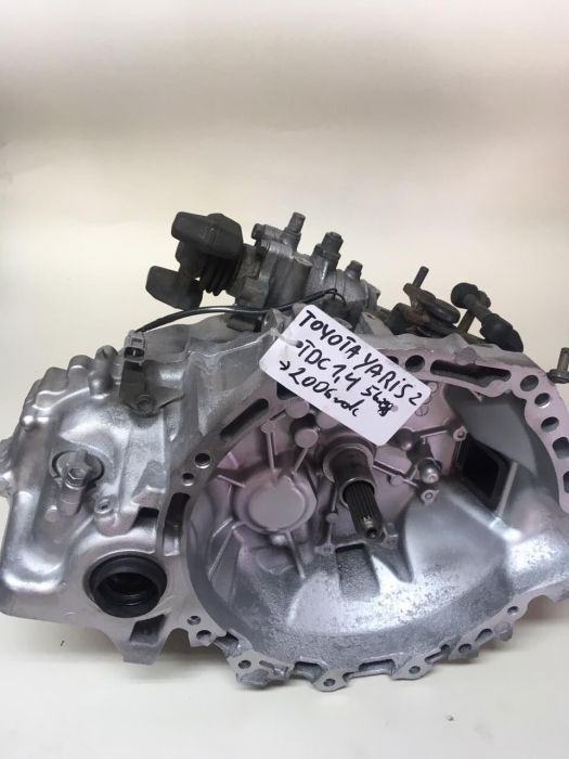 Skrzynia biegów Toyota Yaris 1.4 d4d 5 biegowa 2006 r.