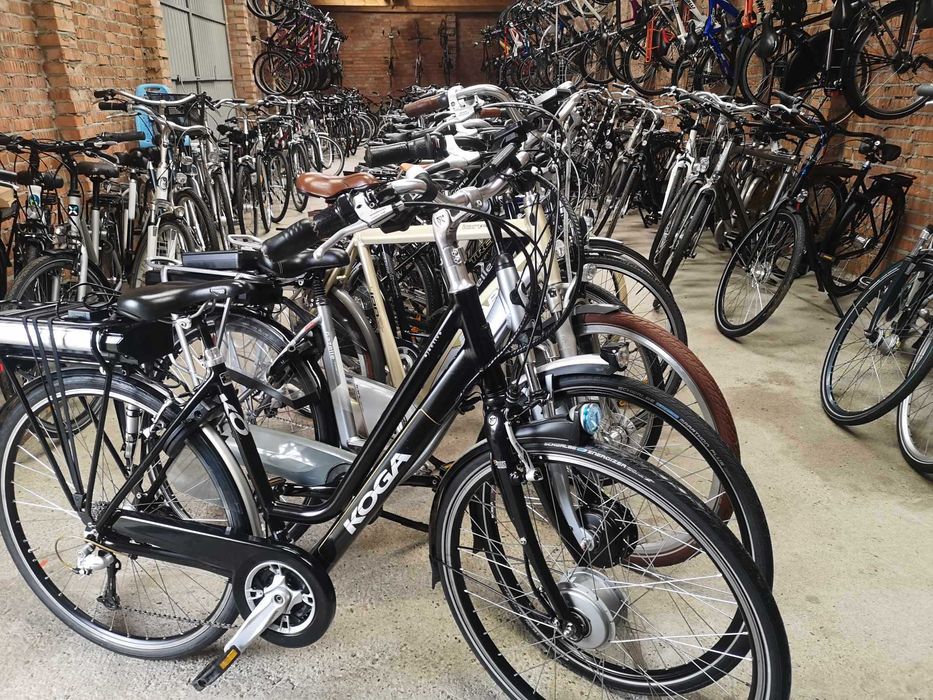 Rower damski holenderski ze wspomaganiem elektrycznym KOGA