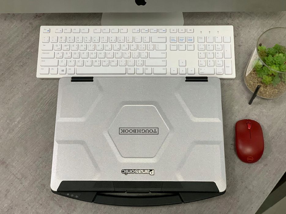 Pancerny Panasonic CF-54 Mk3 i5-7300u 8GB 256SSD  Windows 11 + LTE