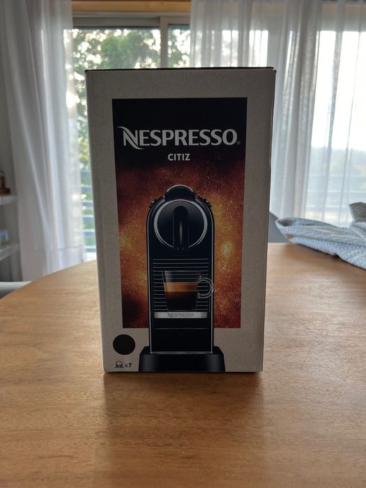 Máquina Café Nespresso CitiZ Limousine Black — Nova