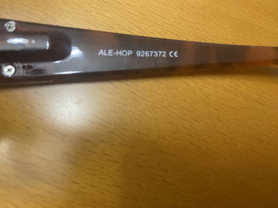 Oculos  cadtanhos Ale-hope