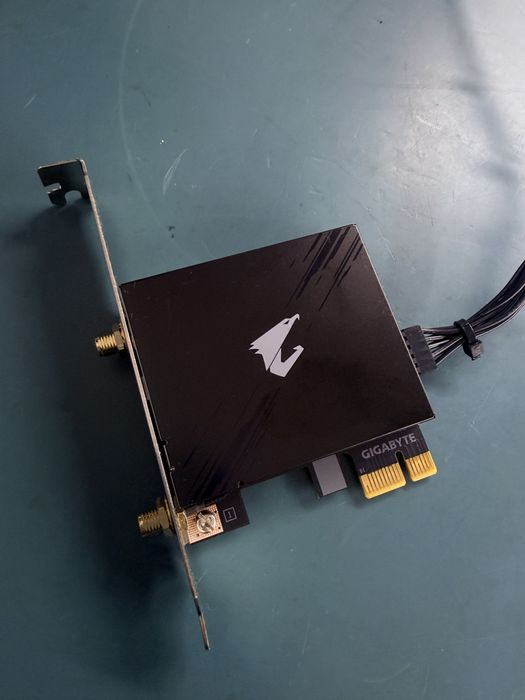 Karta sieciowa Gigabyte AORUS WBAX210 - WiFi 6E + Bluetooth, PCIe - sprawna