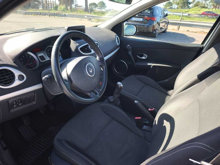 Renault Clio 1.2 Dynamique S TomTom de 2011 / Gasolina /AC Auto / GPS / 168 Mil Km