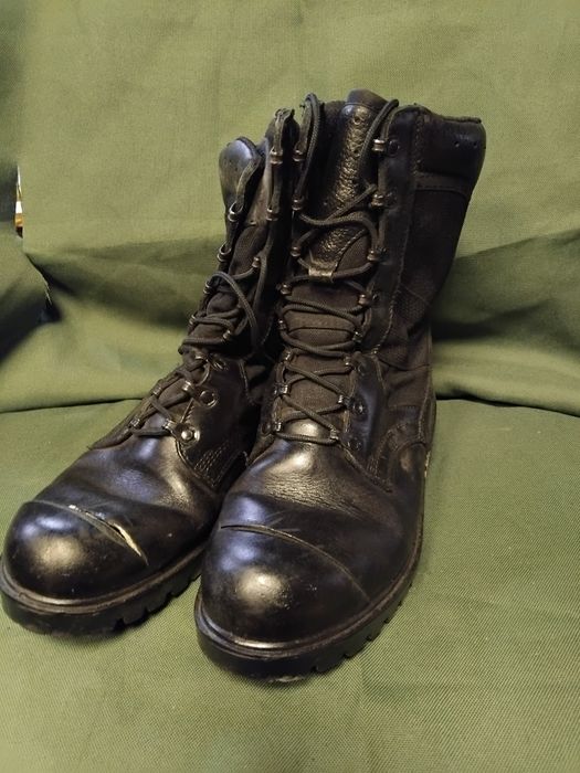 Buty rozmiar 26 trzewiki wojskowe 926 MON Demar uszkodzone do zdania